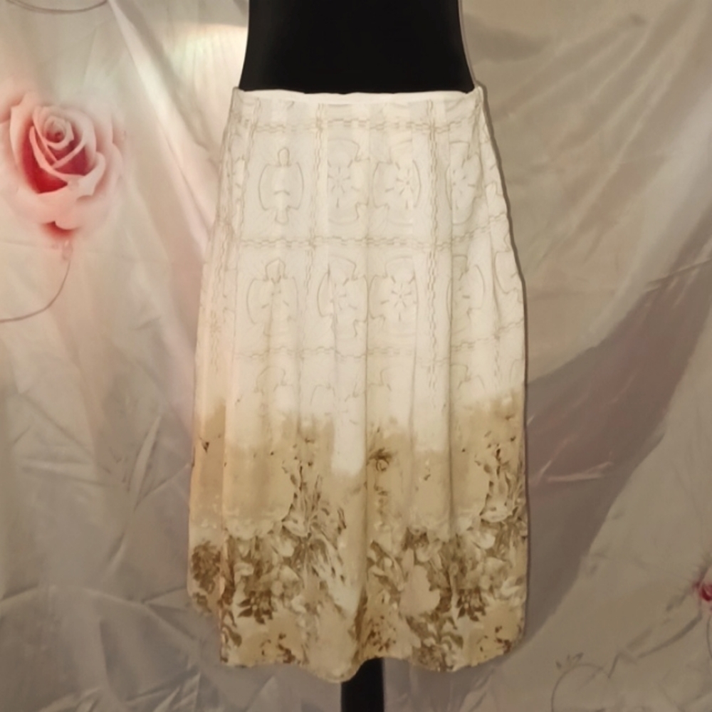 APOSTROPHE Floral Skirt